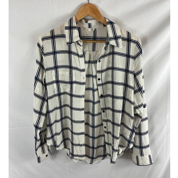 En Creme Tops - en creme plaid button down shirt size medium